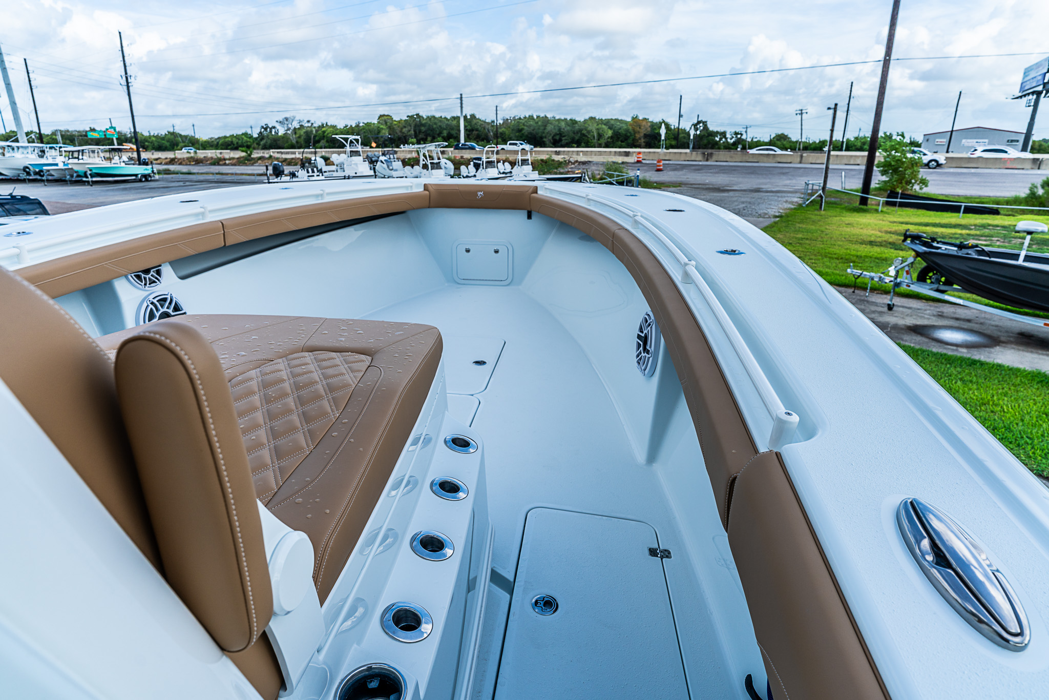 2027 YELLOWFIN 36 OFFSHORE - Image 20