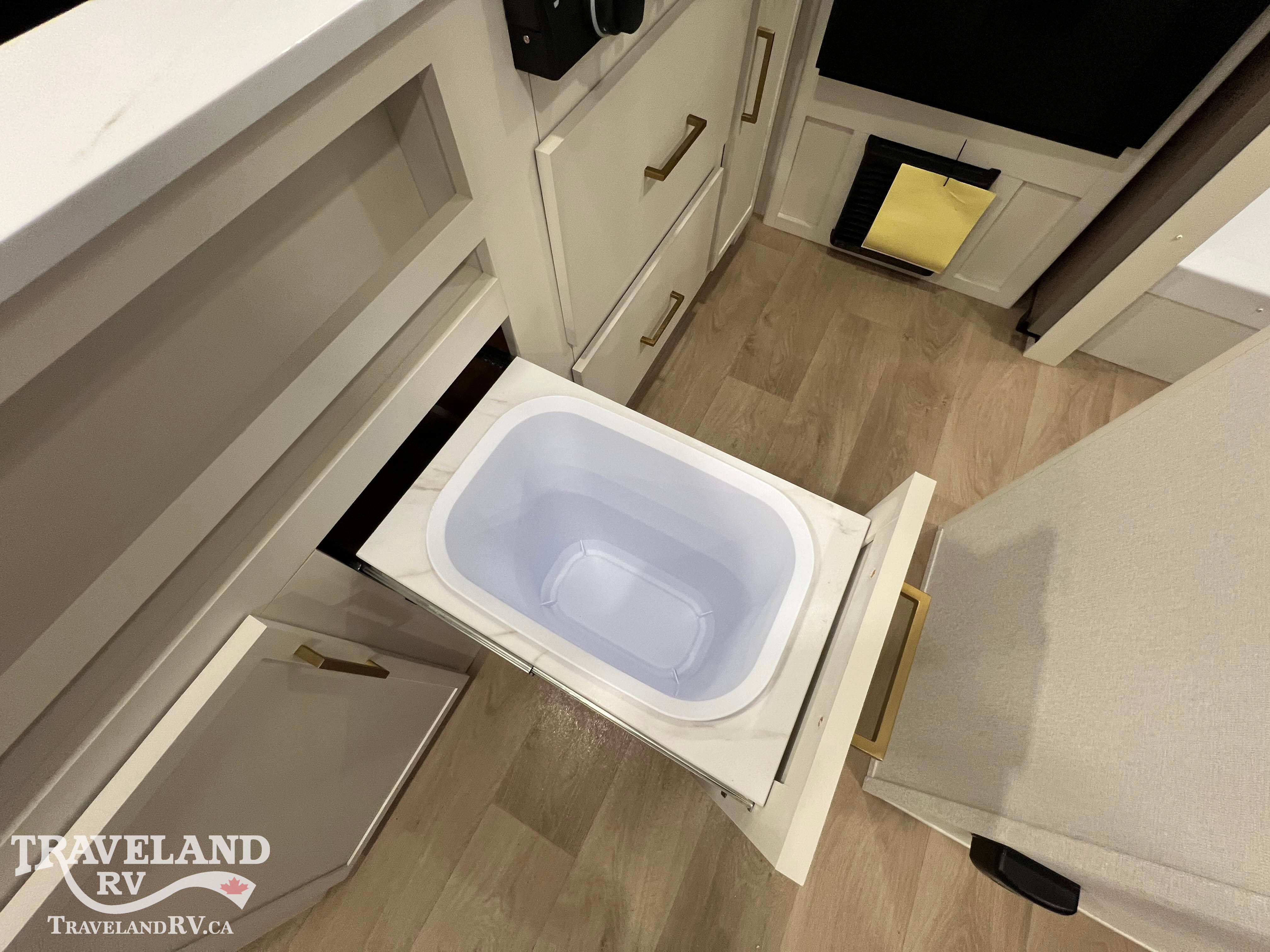 2026 Grand Design Transcend XPLOR 20MKX - Image 22