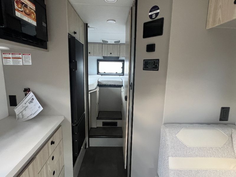 2026 Entegra Coach Condor 23S - Image 8