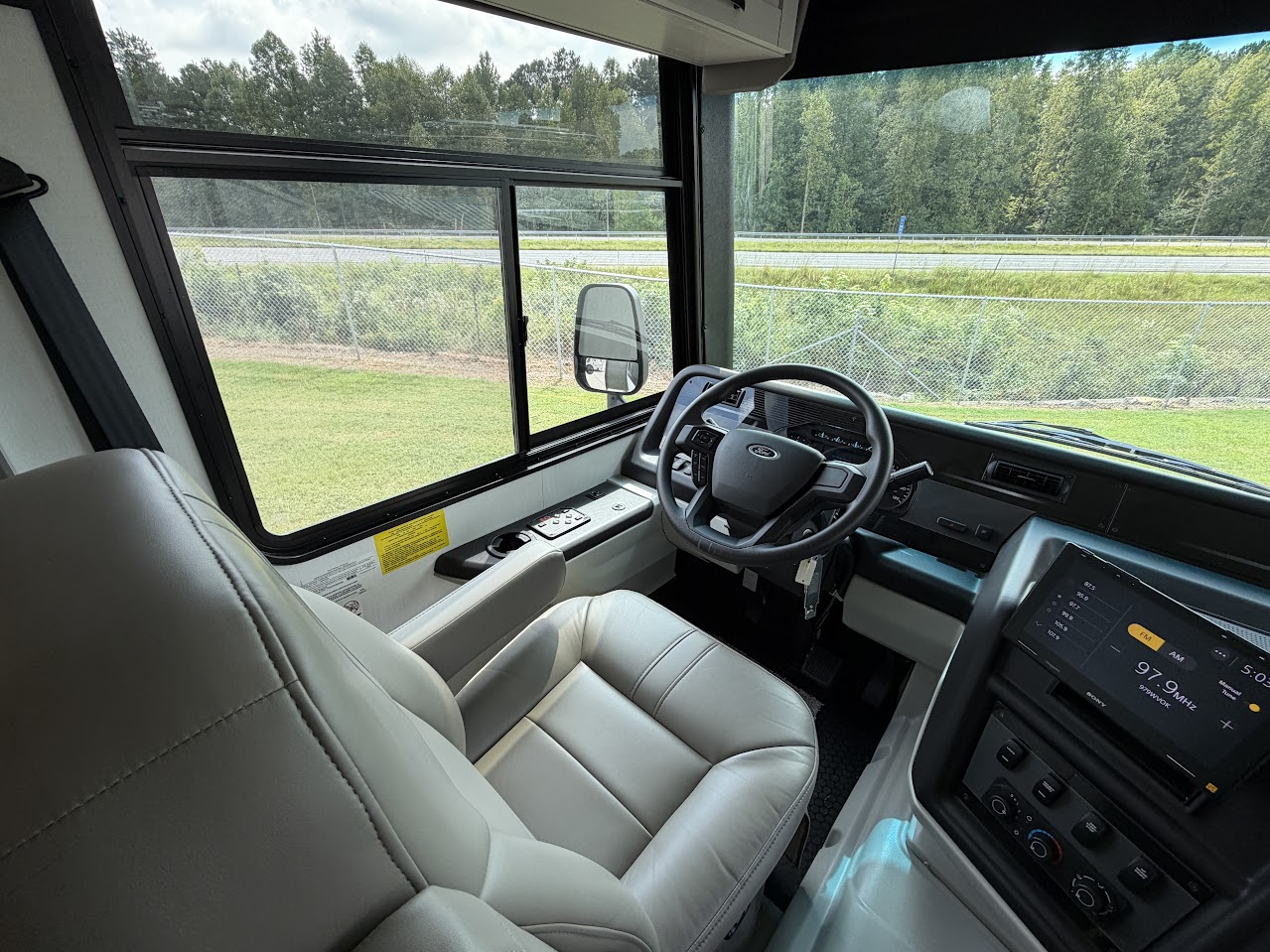 2027 JAYCO PRECEPT 36C - Image 15