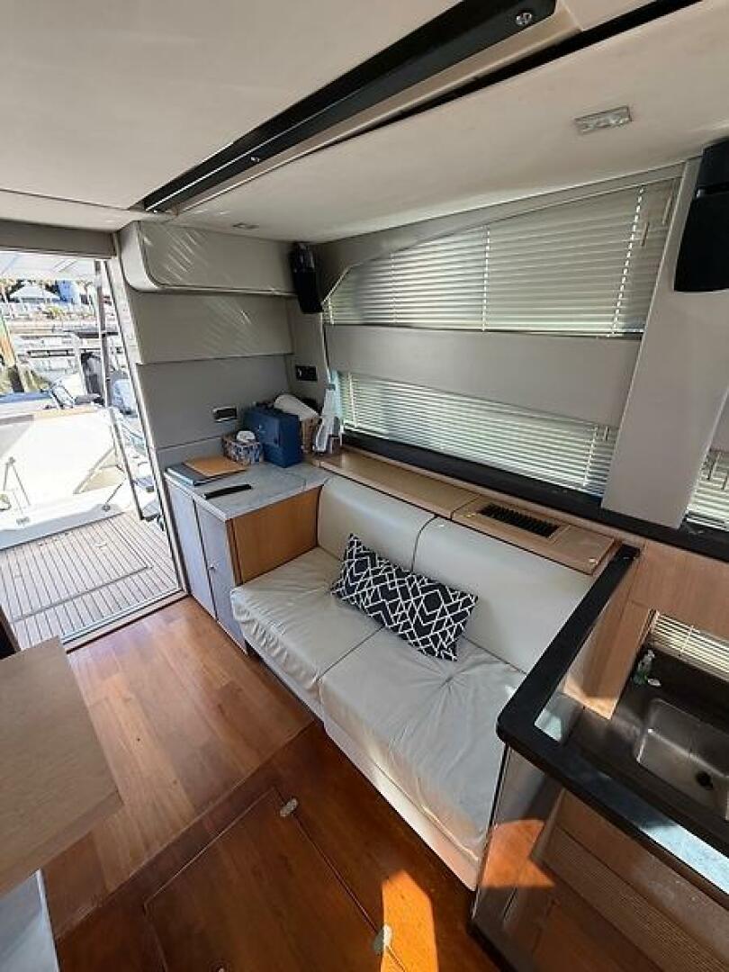 2015 Fairline Squadron 42 - Image 20