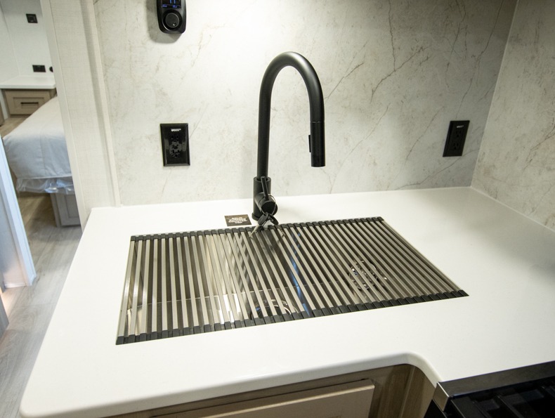 2026 Forest River Rockwood Ultra Lite 2618RD - Image 13