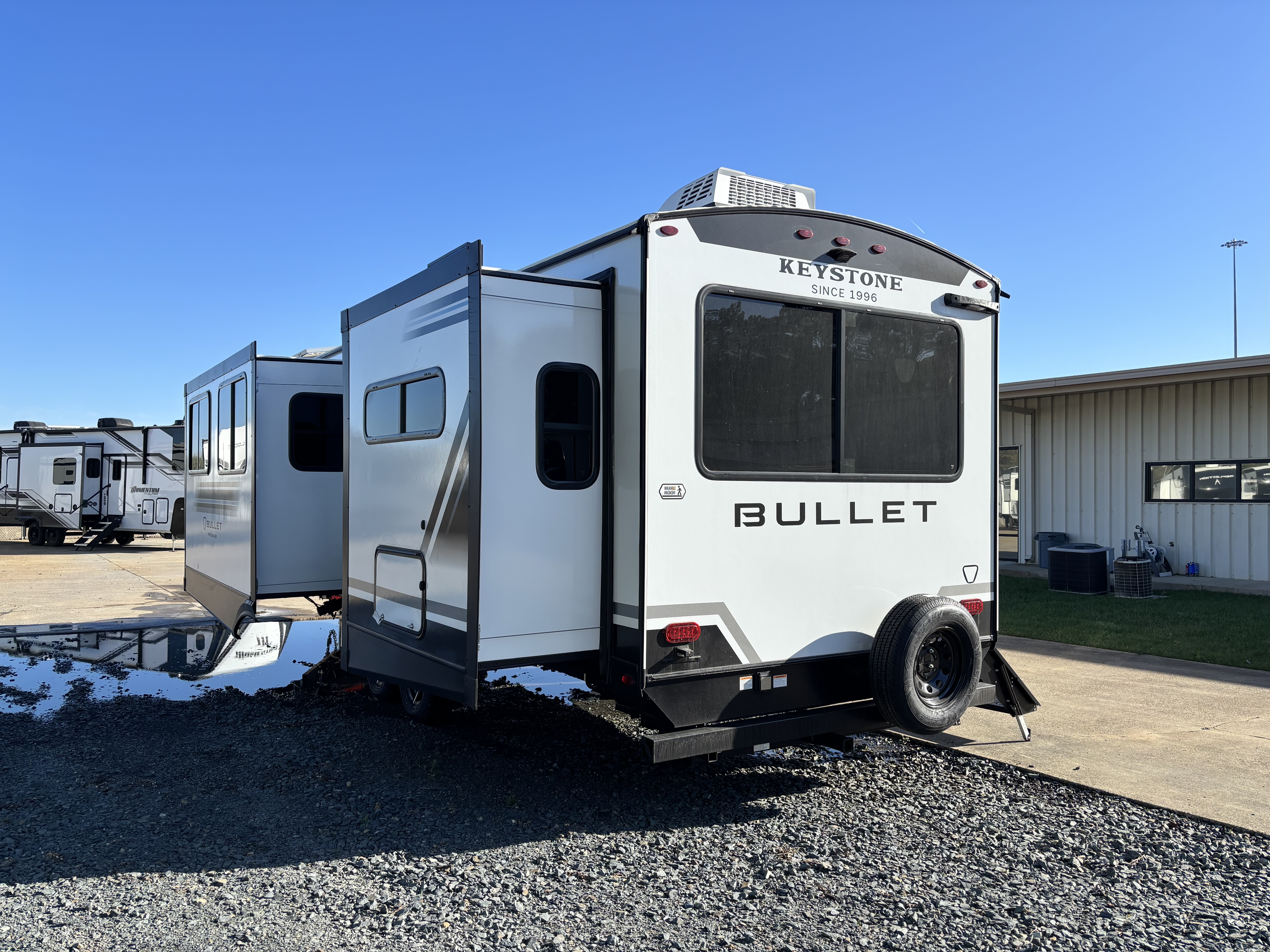 2026 Keystone Bullet Premium 265FKS - Image 7