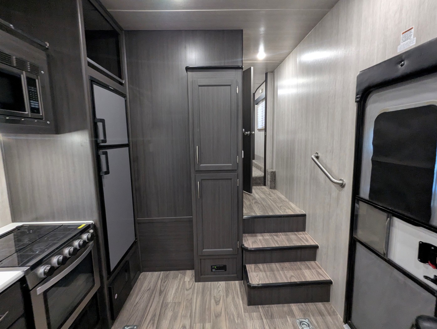 2022 Genesis Supreme Wanderer 28SAWL - Image 19