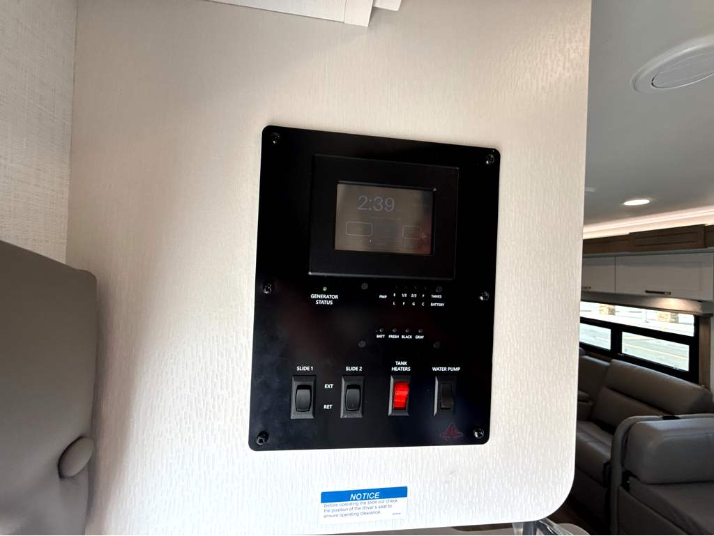 2027 ENTEGRA COACH ODYSSEY 30Z - Image 35