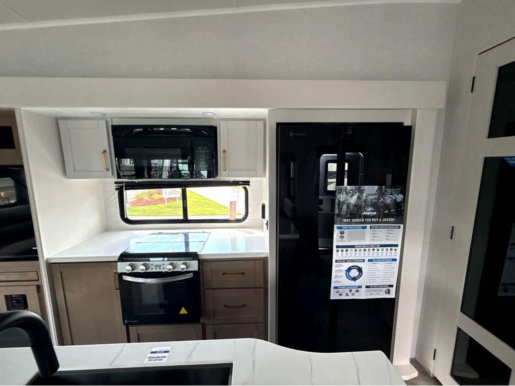 2027 JAYCO EAGLE 321RSTS - Image 15