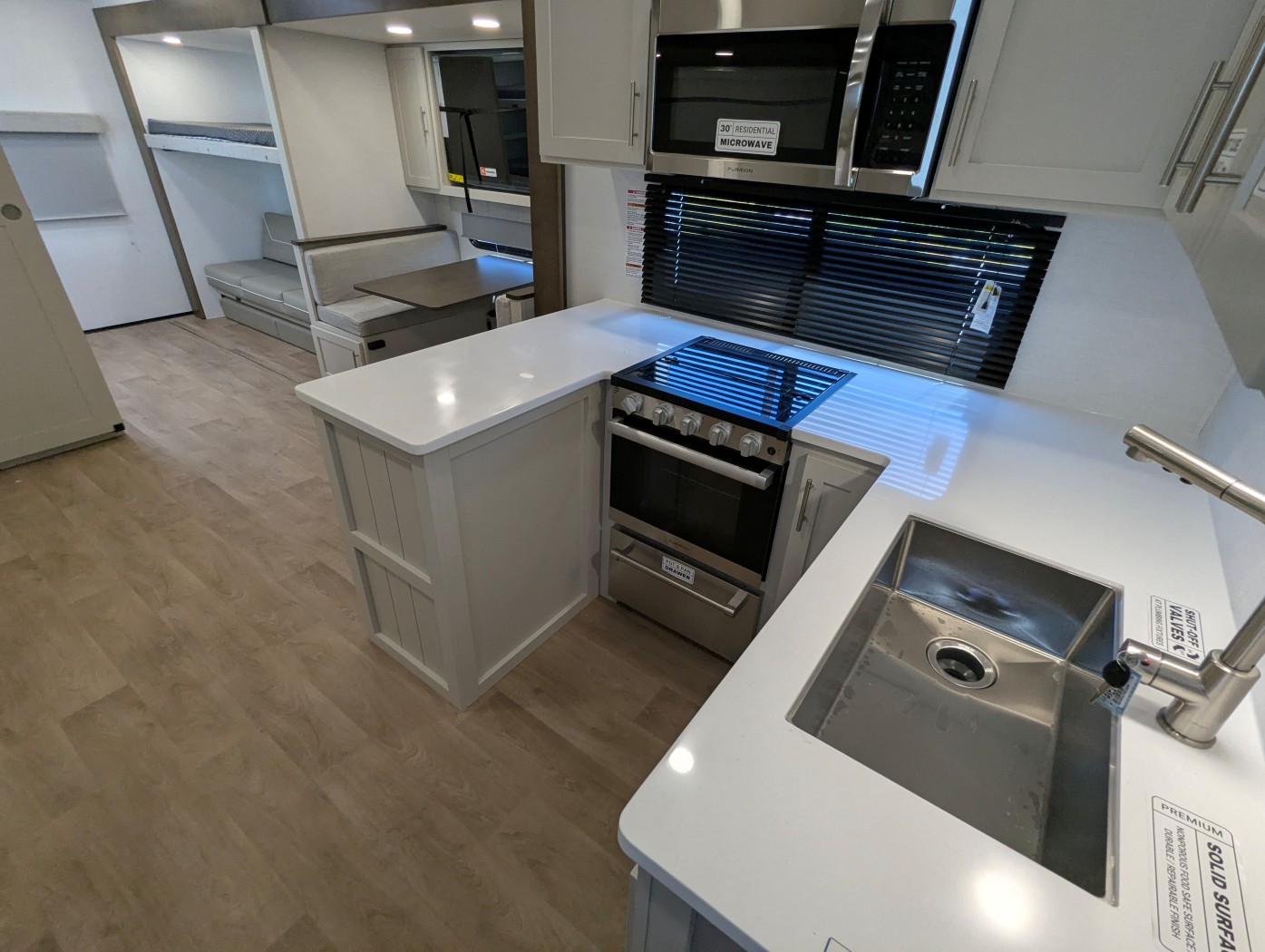2027 Alliance RV Avenue 30BH - Image 30