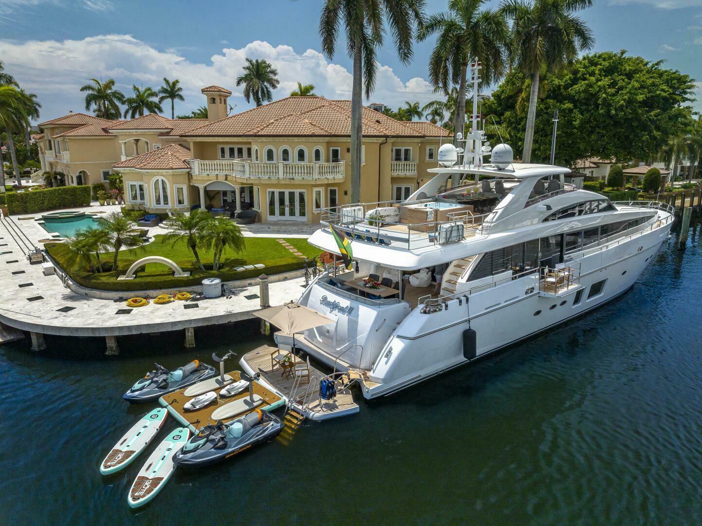 2012 Princess 32M - Image 3