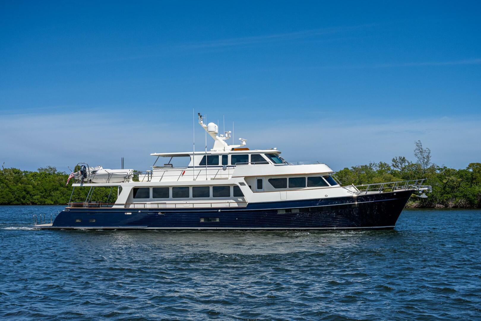 2013 Marlow Explorer Enclosed Bridge (CB) - Image 82
