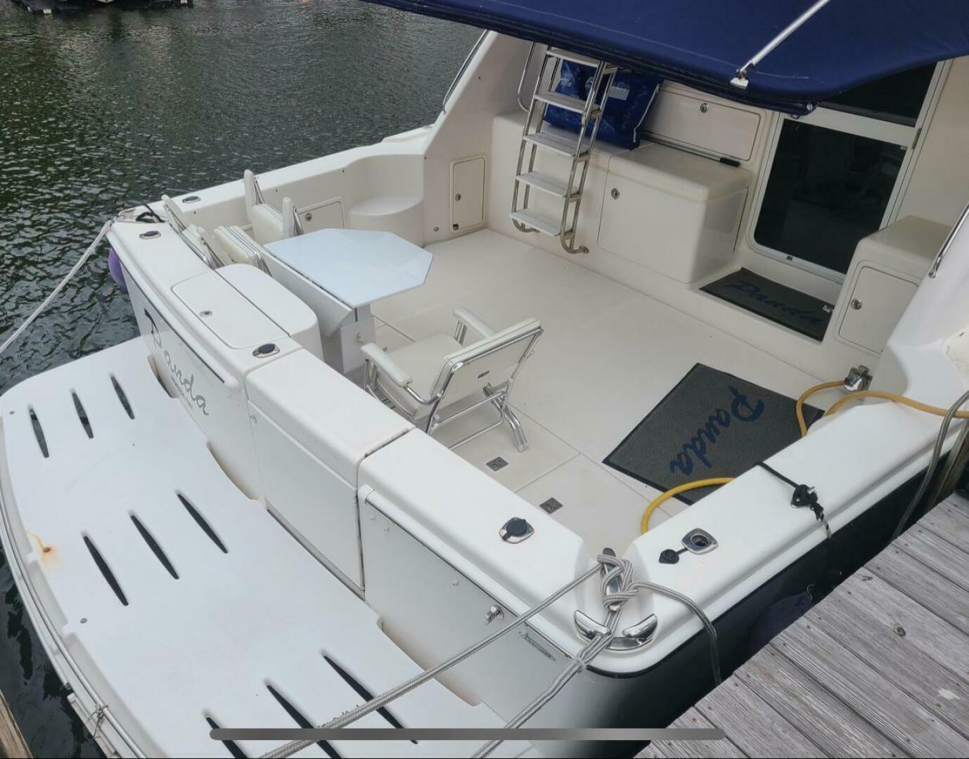 2009 Riviera 47 Enclosed Flybridge Series II - Image 49