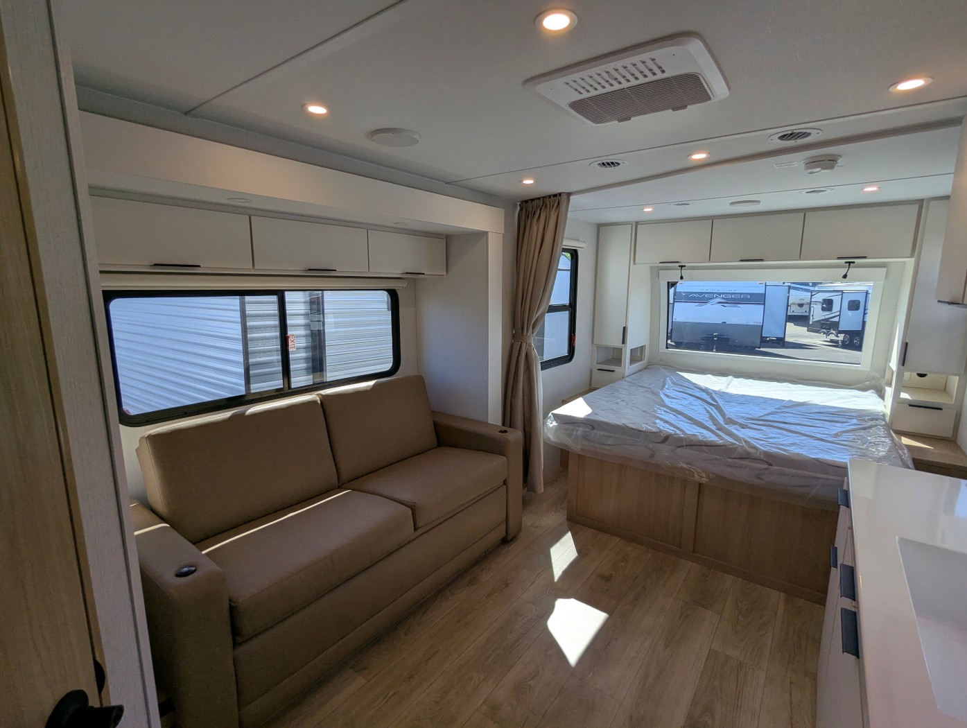 2026 Winnebago Thrive