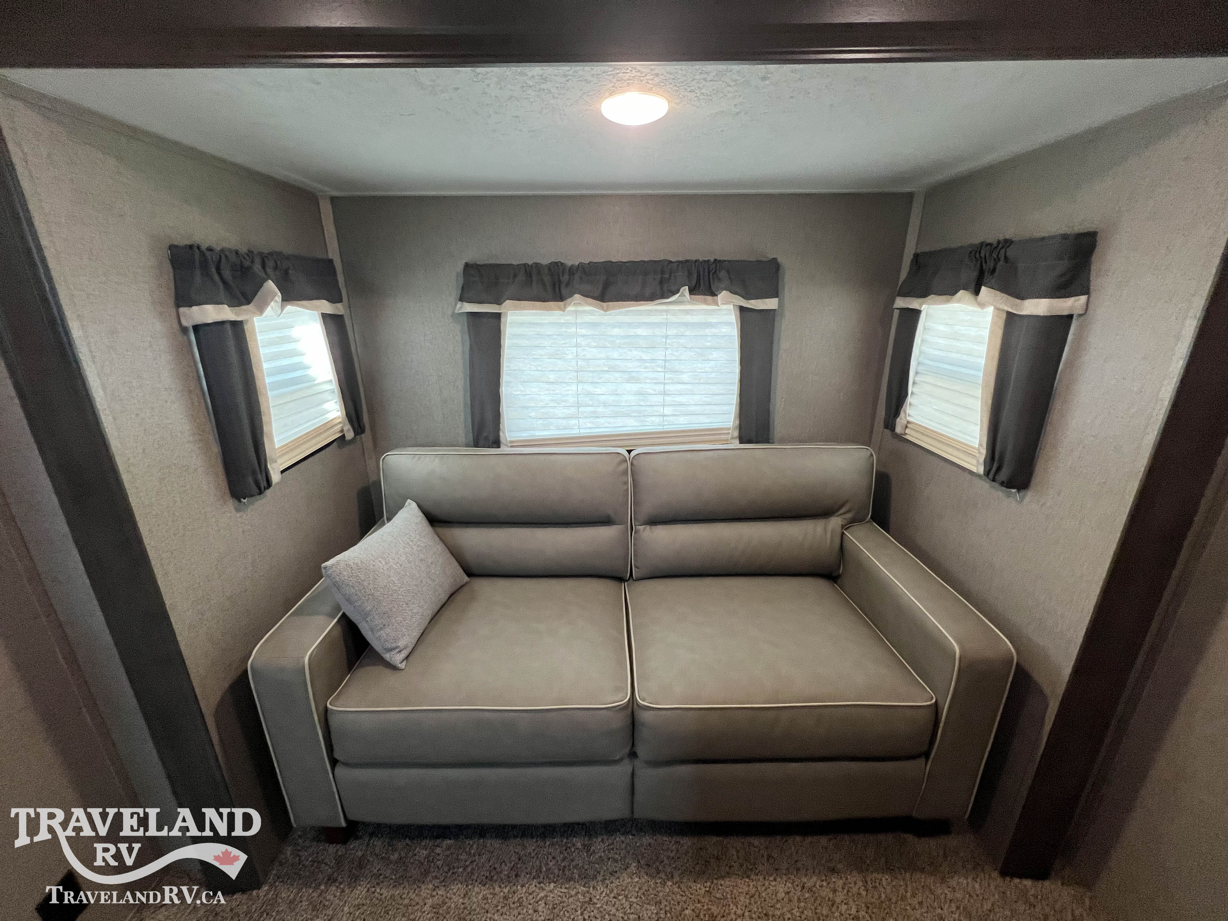 2020 Forest River Rockwood Signature Ultra Lite 2896MB - Image 22
