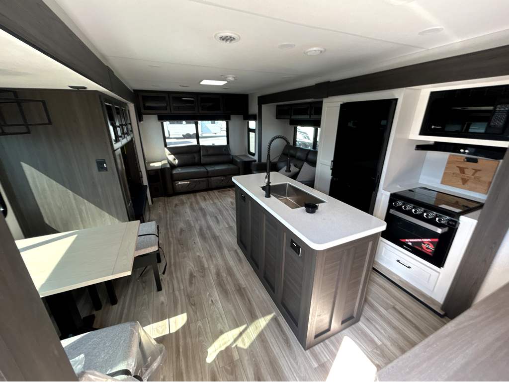 2026 VENTURE RV SPORTTREK 343VIK - Image 7