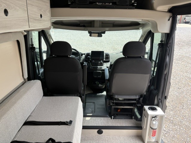 2025 JAYCO COMET 18C - Image 12