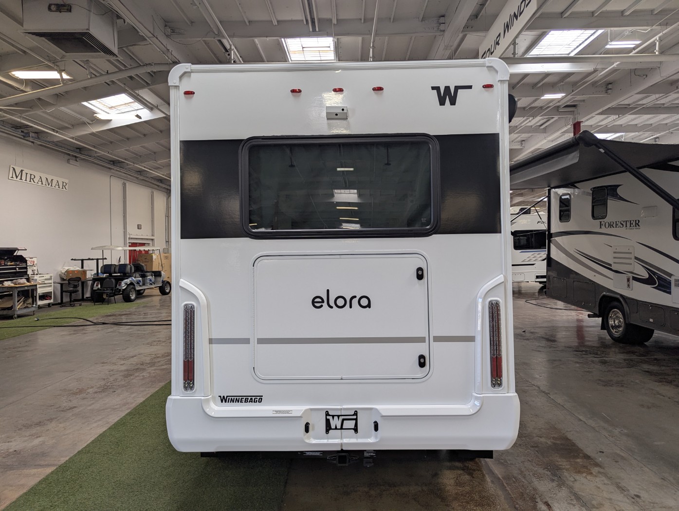 2027 Winnebago Elora 19DC - Image 5