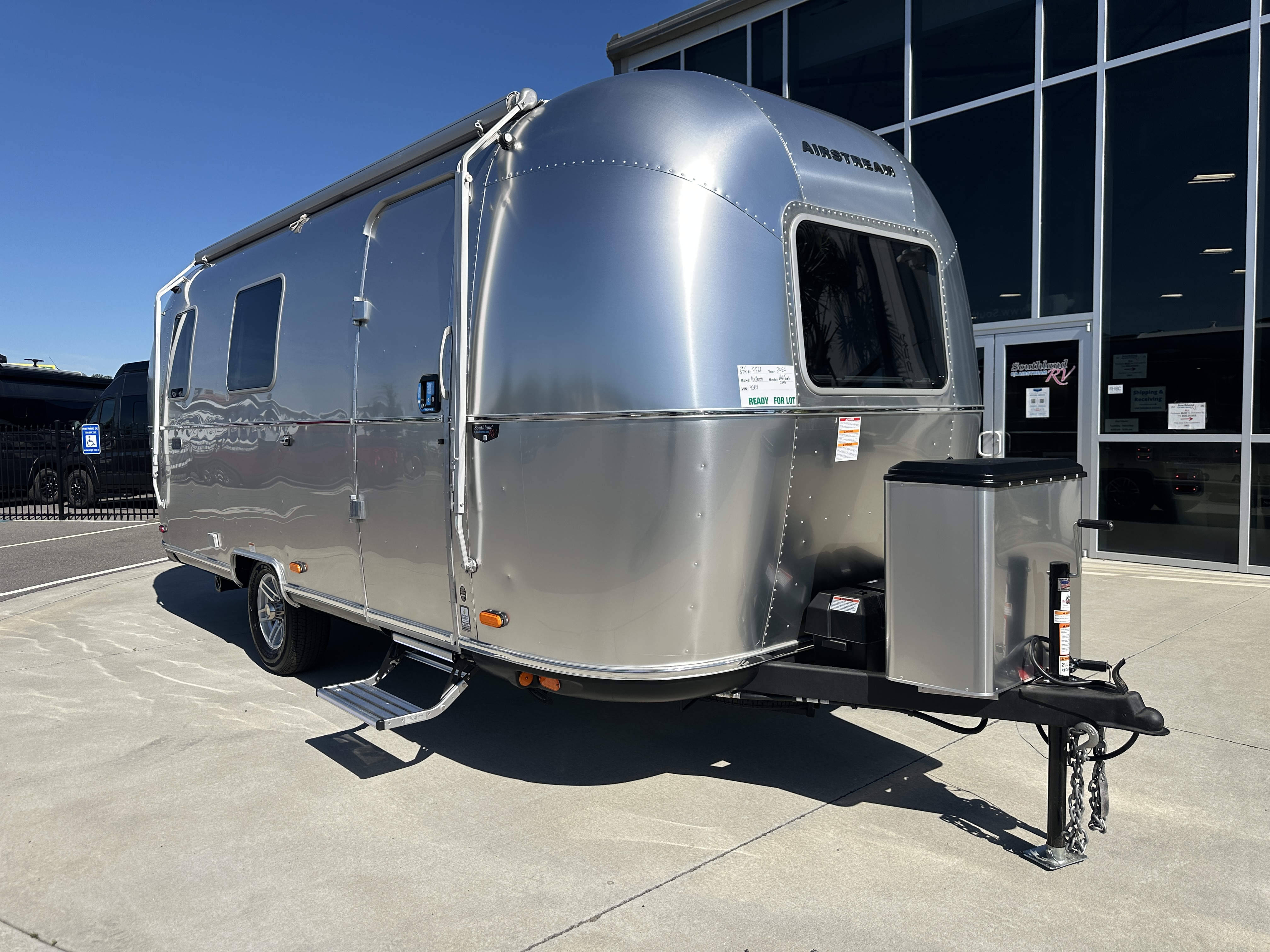 2026 Airstream World Traveler 22RB - Image 1