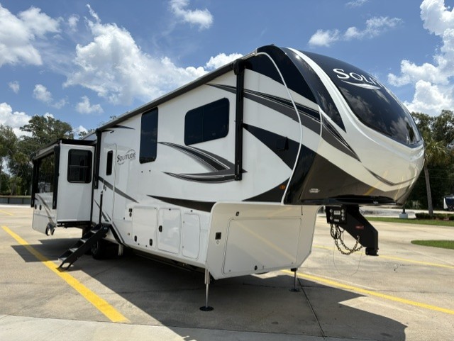 2024 GRAND DESIGN SOLITUDE 378MBS - Image 1