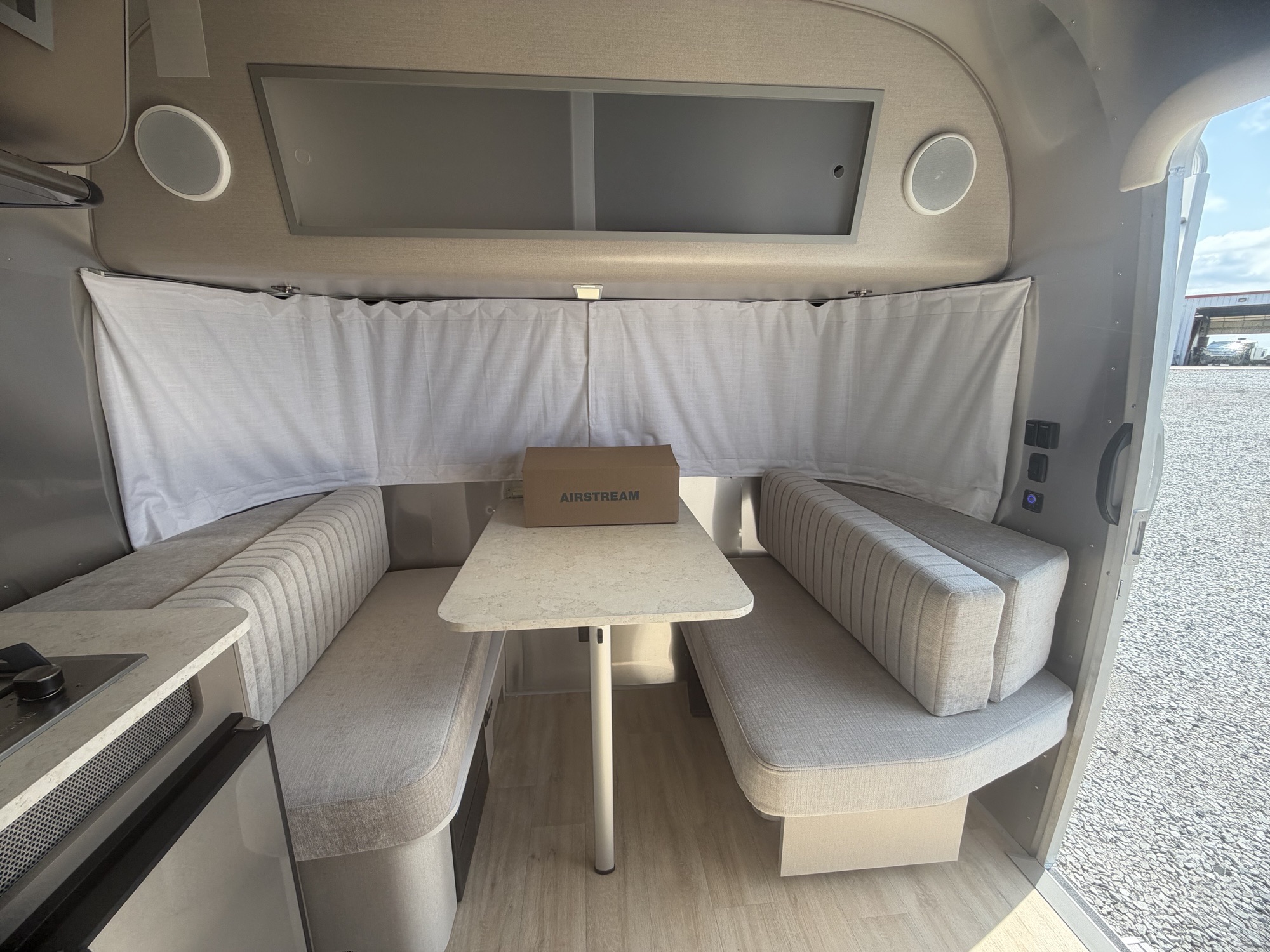 2027 AIRSTREAM CARAVEL 16RB - Image 2