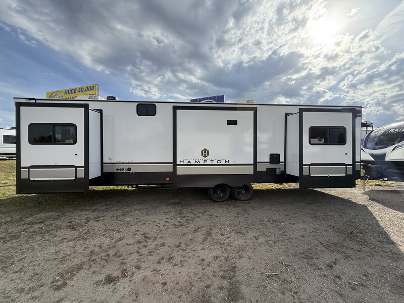 2024 CrossRoads Hampton HP378DBB - Image 6