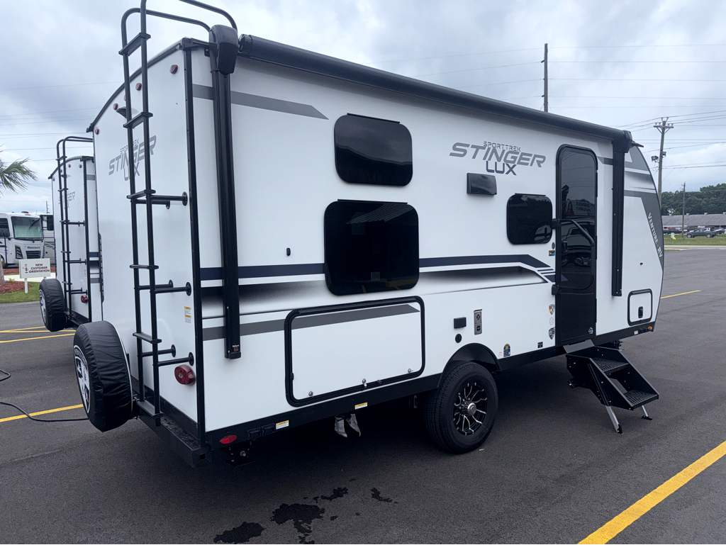 2026 VENTURE RV SPORTTREK STINGER 161VUD - Image 4