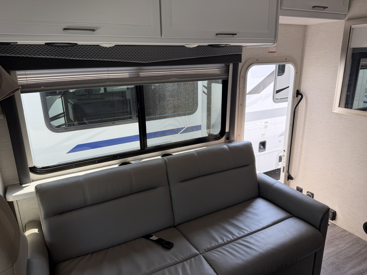 2025 Thor Motor Coach Four Winds 28Z - Image 8