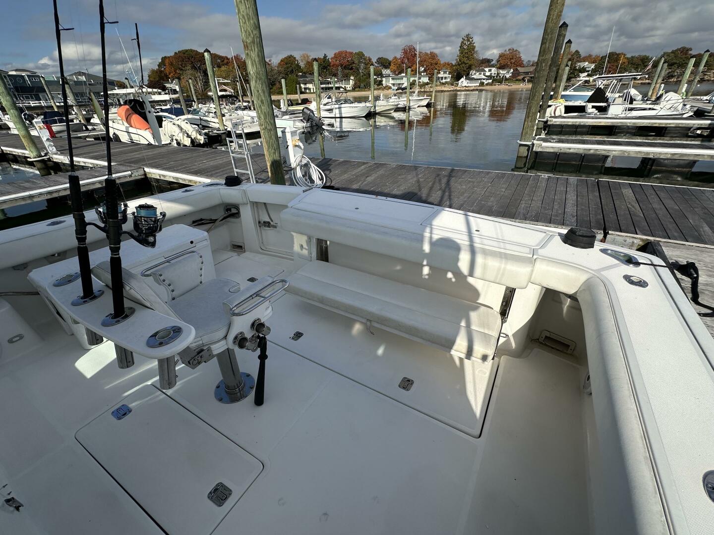 2001 Tiara Yachts 4300 Open - Image 9