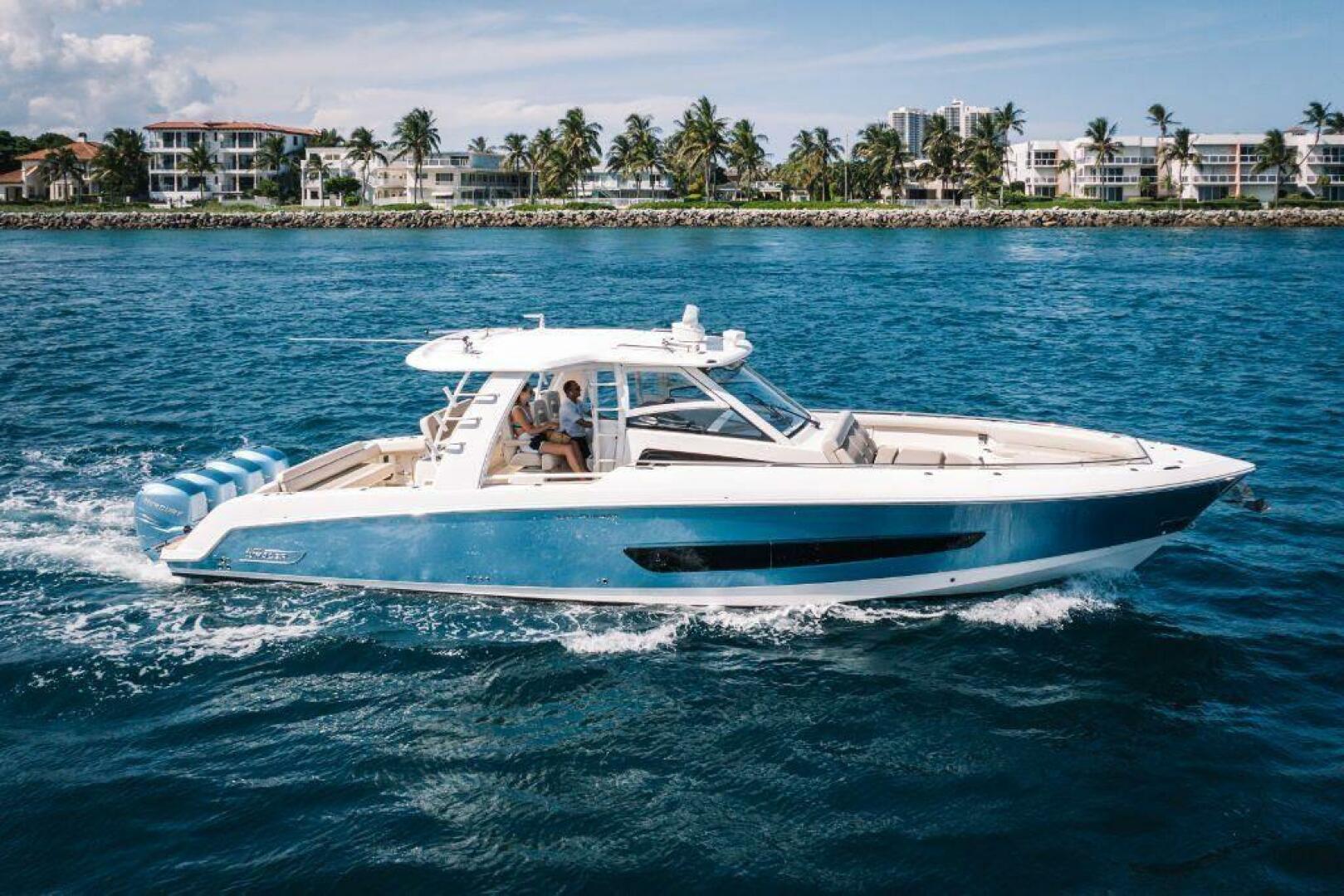 2017 Boston Whaler 42 Outrage - Image 40