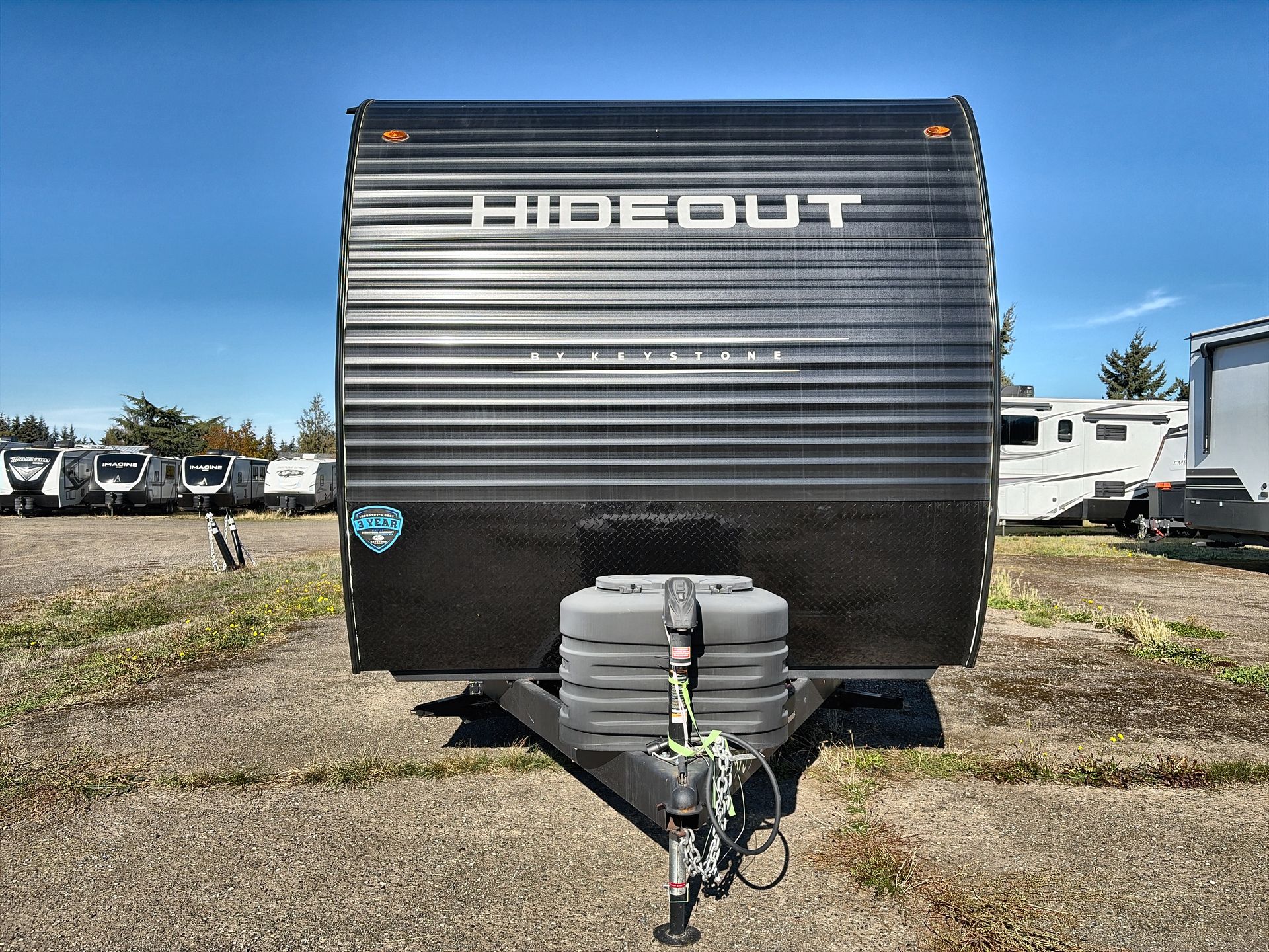 2025 Keystone Hideout Sport 254RD - Image 3