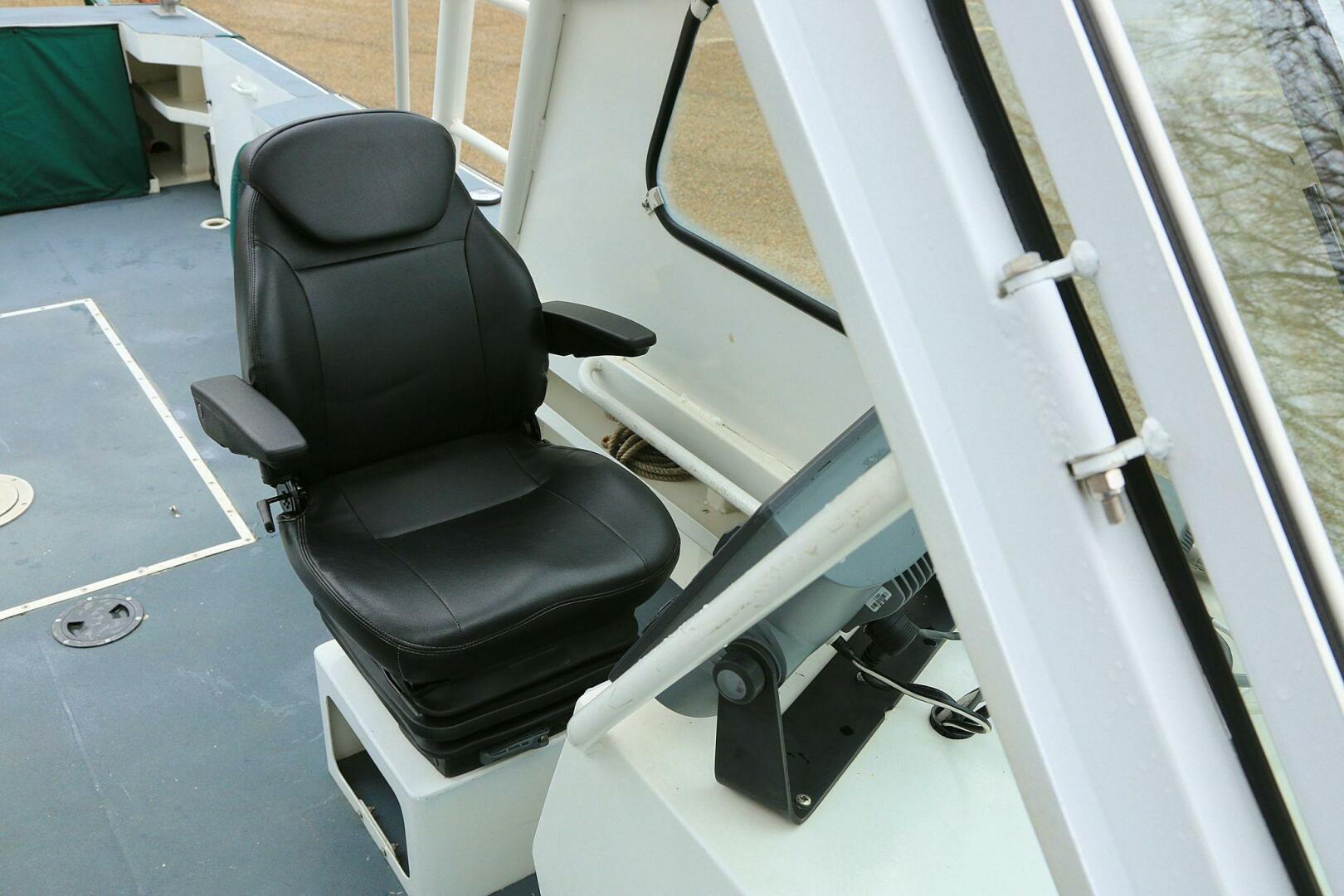 2002 SeaArk DXS 1652 SLD - Image 143