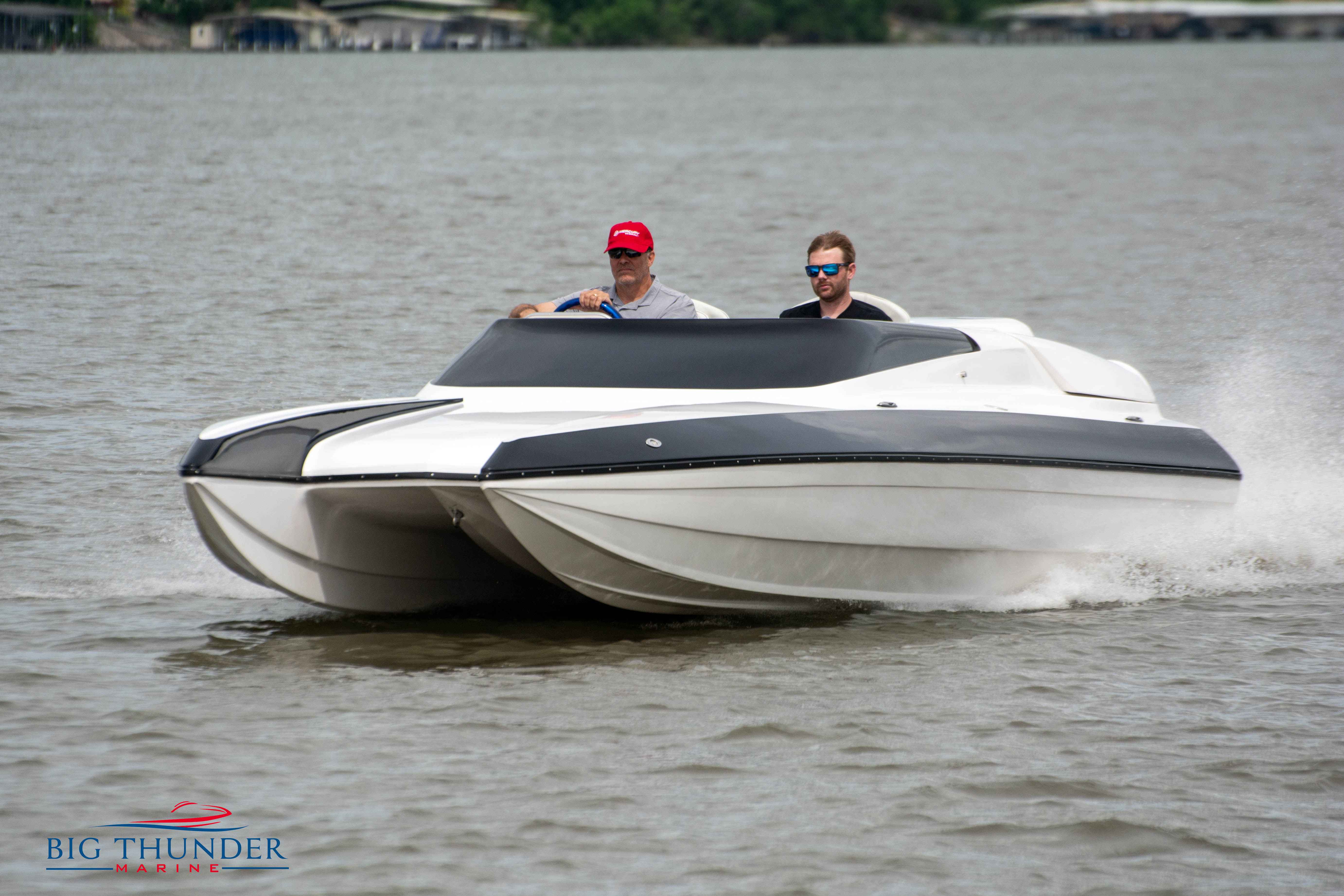 2019 Spectre Screaming Eagle 22 Talon - Image 4