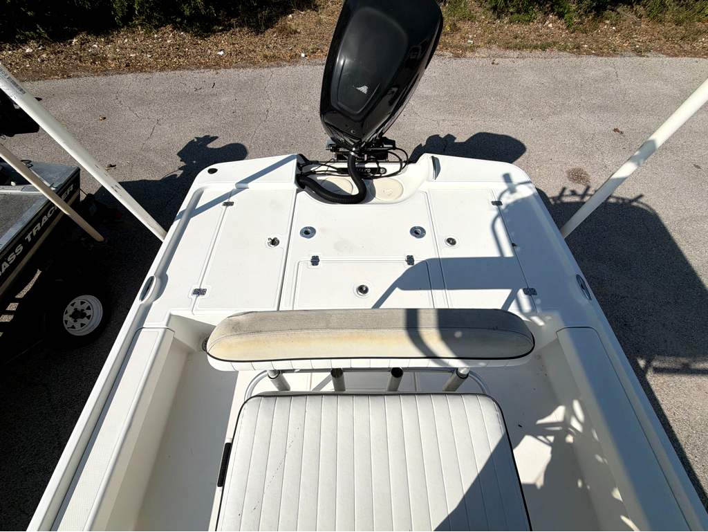 2016 MAKO 21 LTS Base - Image 11