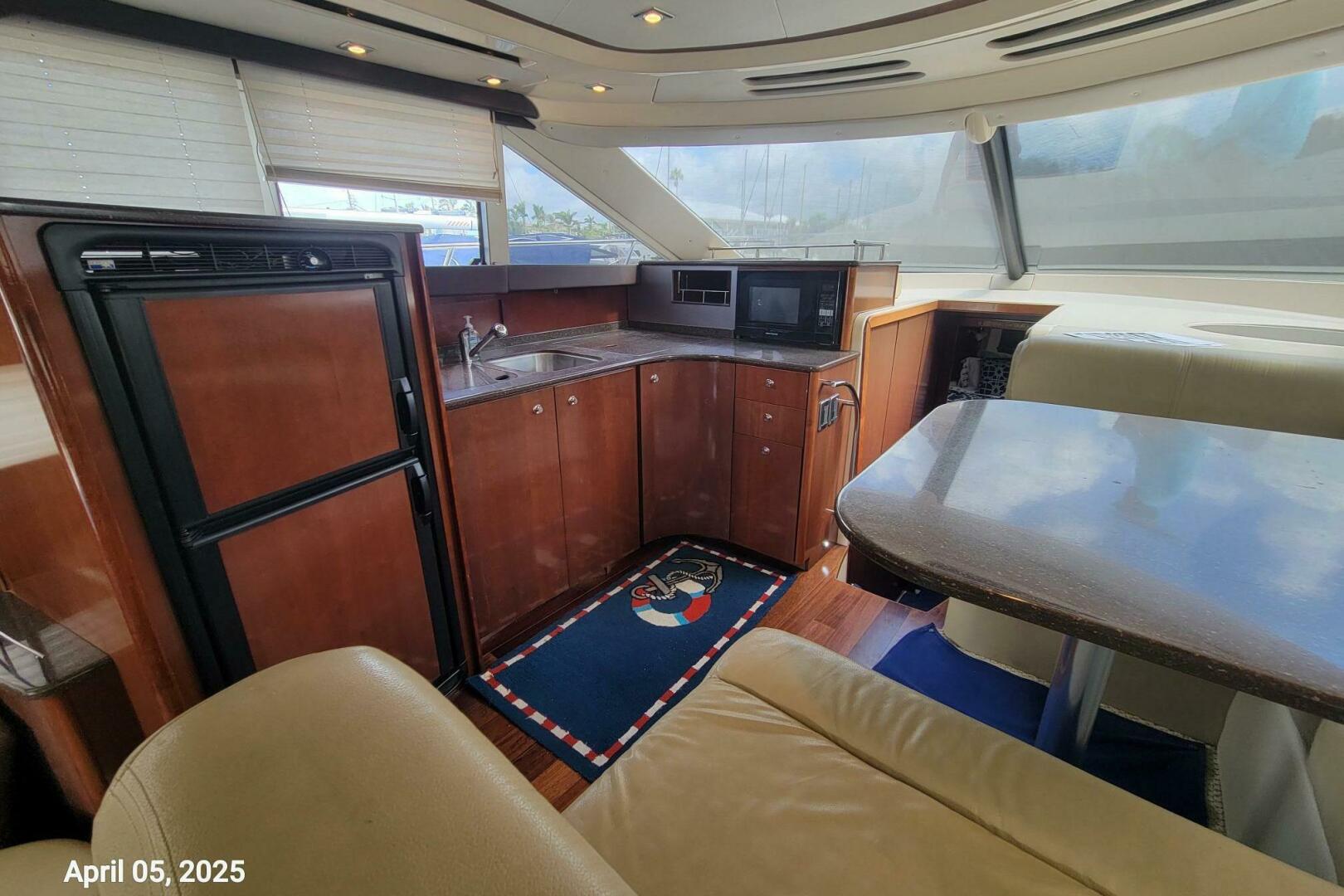 2011 Meridian 441 Sedan - Image 24