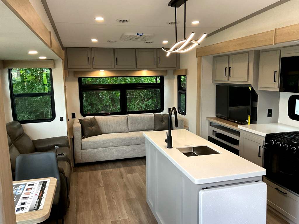 2027 KZ RIDGEWAY 31 RL - Image 20