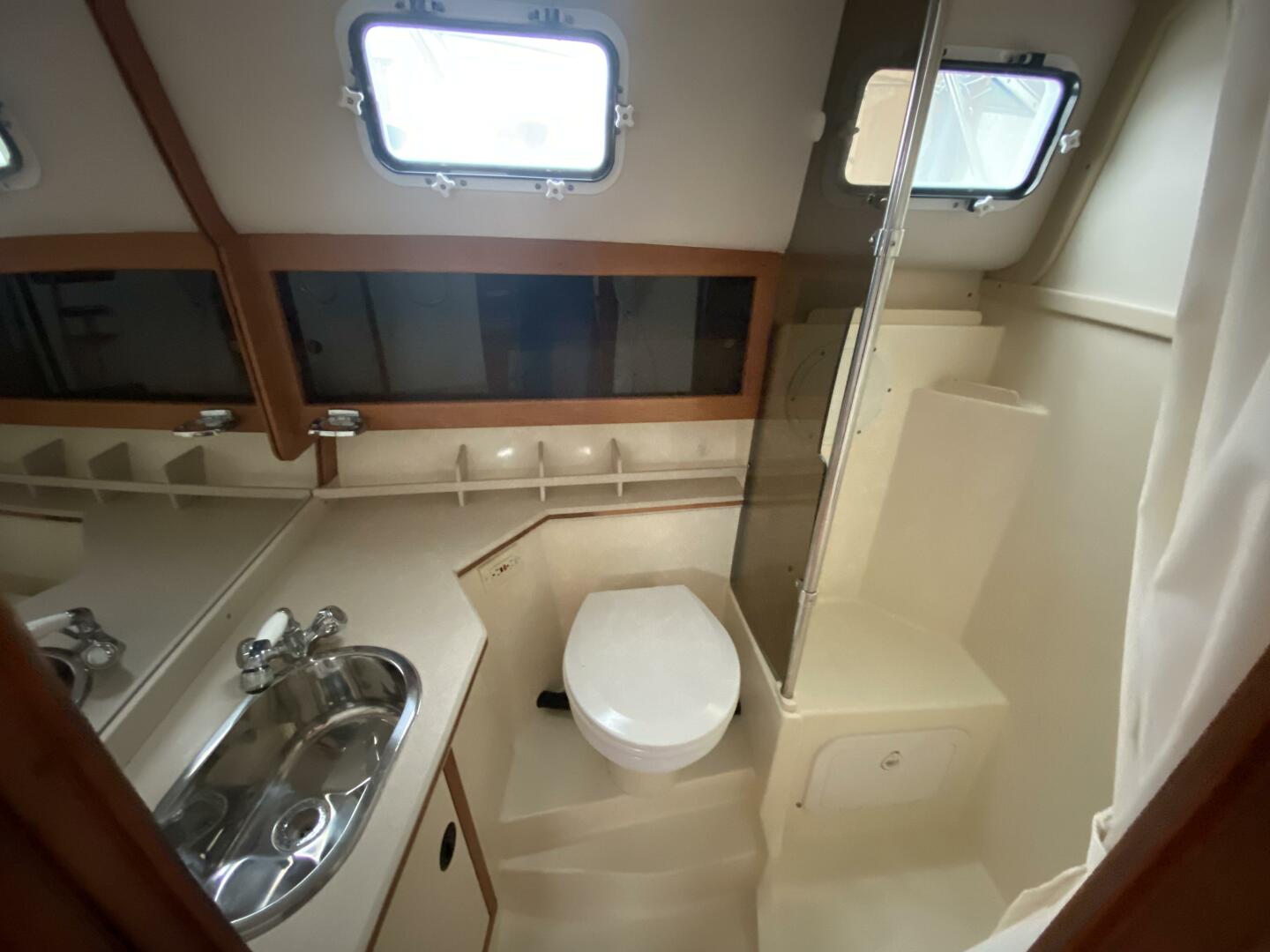 2001 Albin 32 + 2 Command Bridge - Image 14