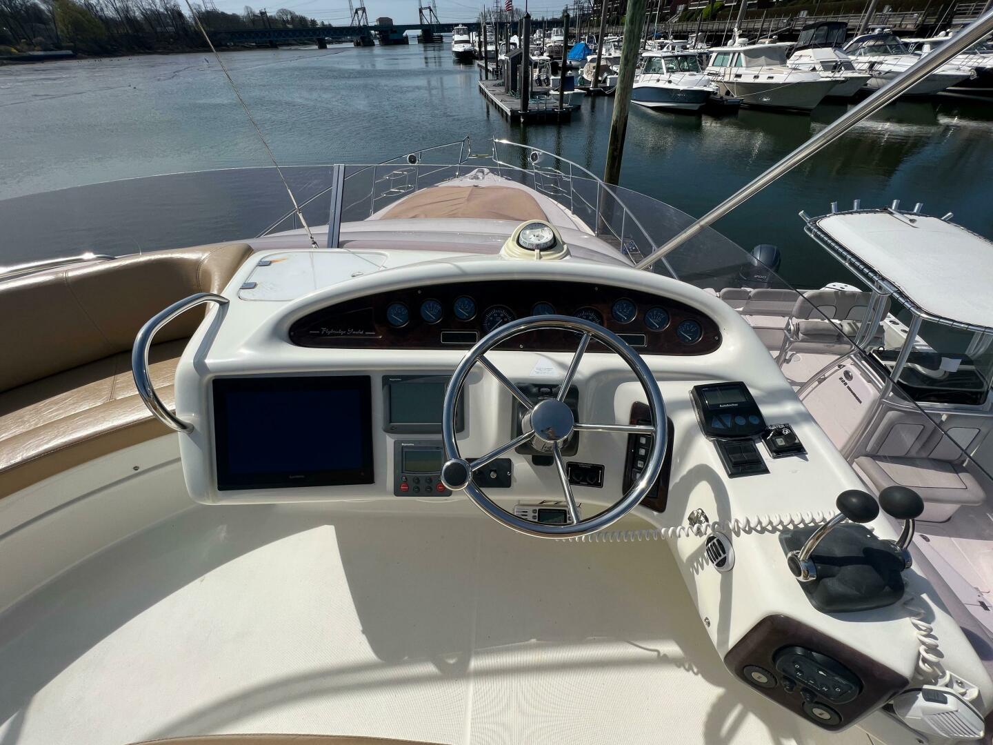 2004 Cranchi Atlantique 48 - Image 9