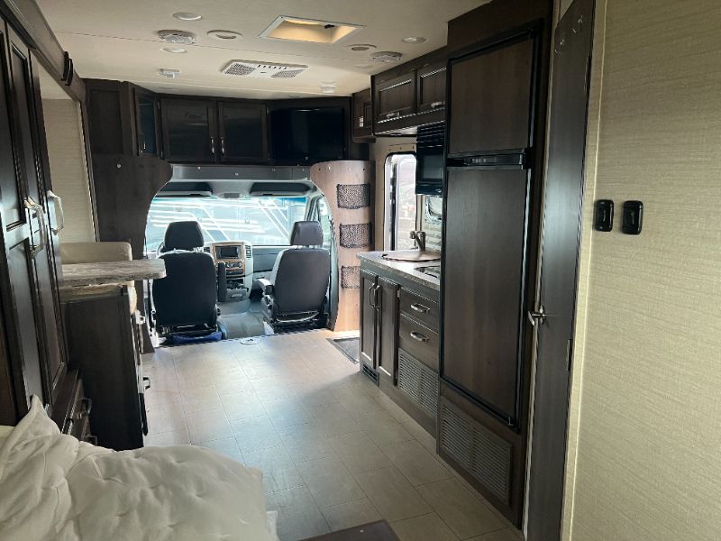 2018 Jayco Melbourne Prestige 24LP - Image 10