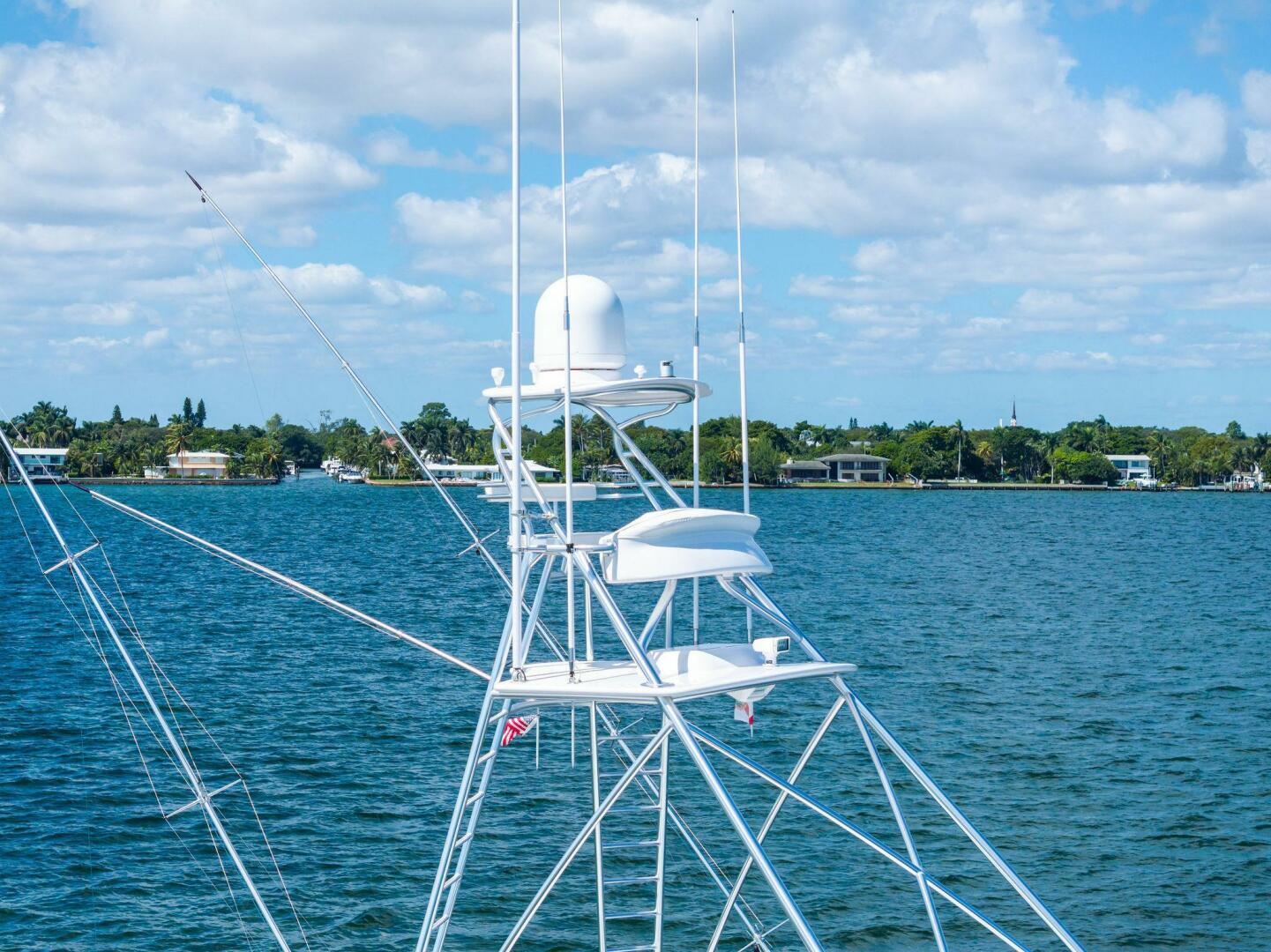 2012 Viking 82 Convertible - Image 121