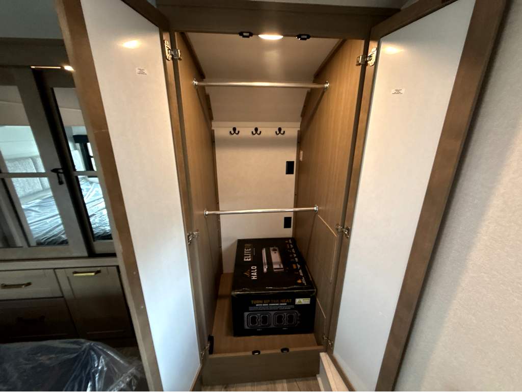 2027 JAYCO EAGLE 355MBQS - Image 29