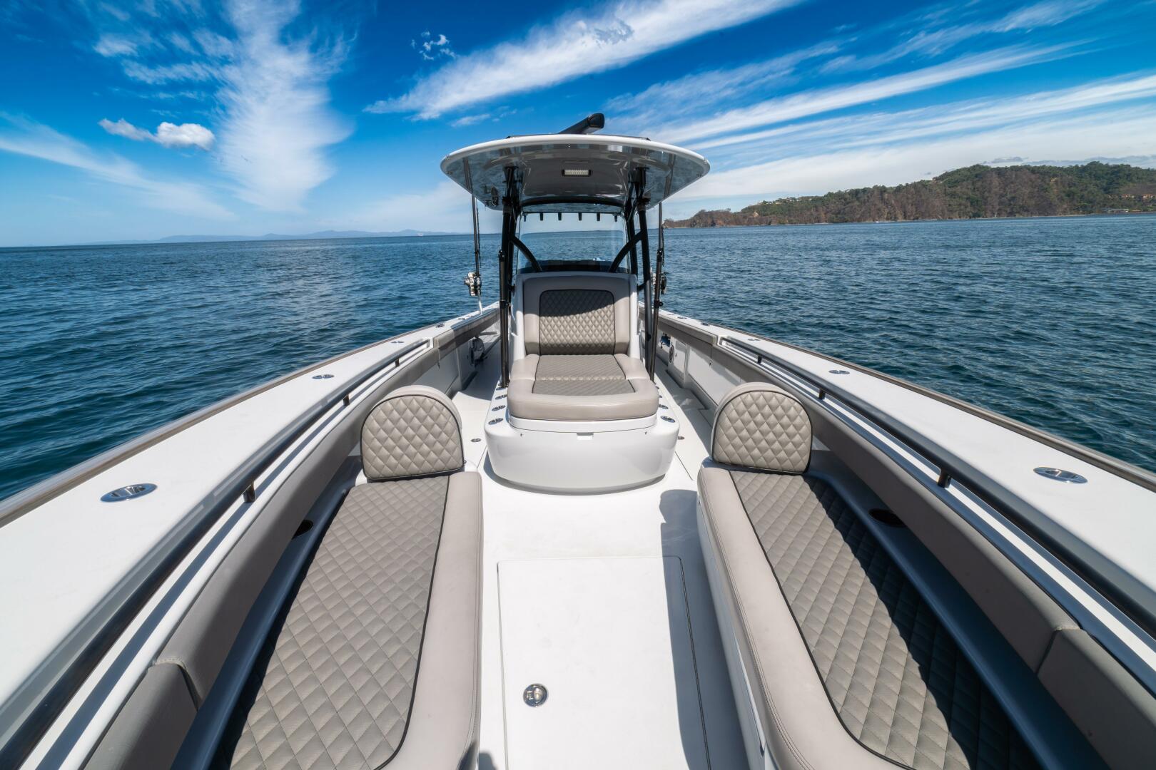 2021 Valhalla Boatworks V-37 - Image 26