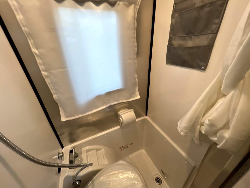 2026 AIRSTREAM Basecamp 20XE - Image 15