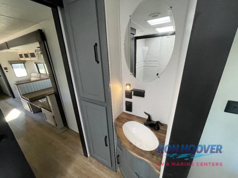 2026 PALOMINO 337BH - Image 21