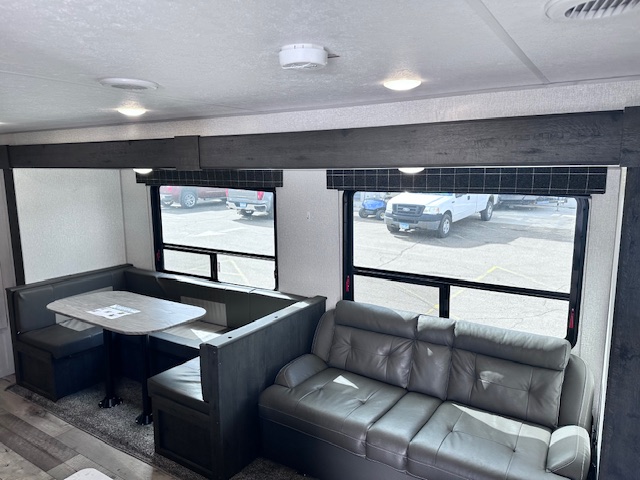 2022 KZ RV Sportsmen SE 332BHKSE - Image 7