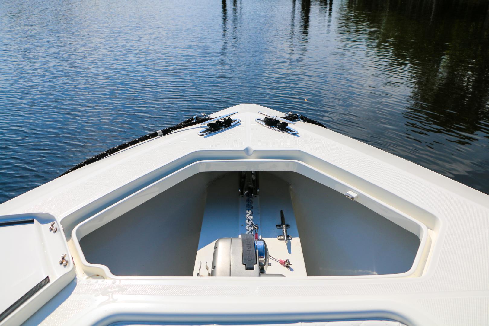 2016 SeaVee 390Z - Image 19