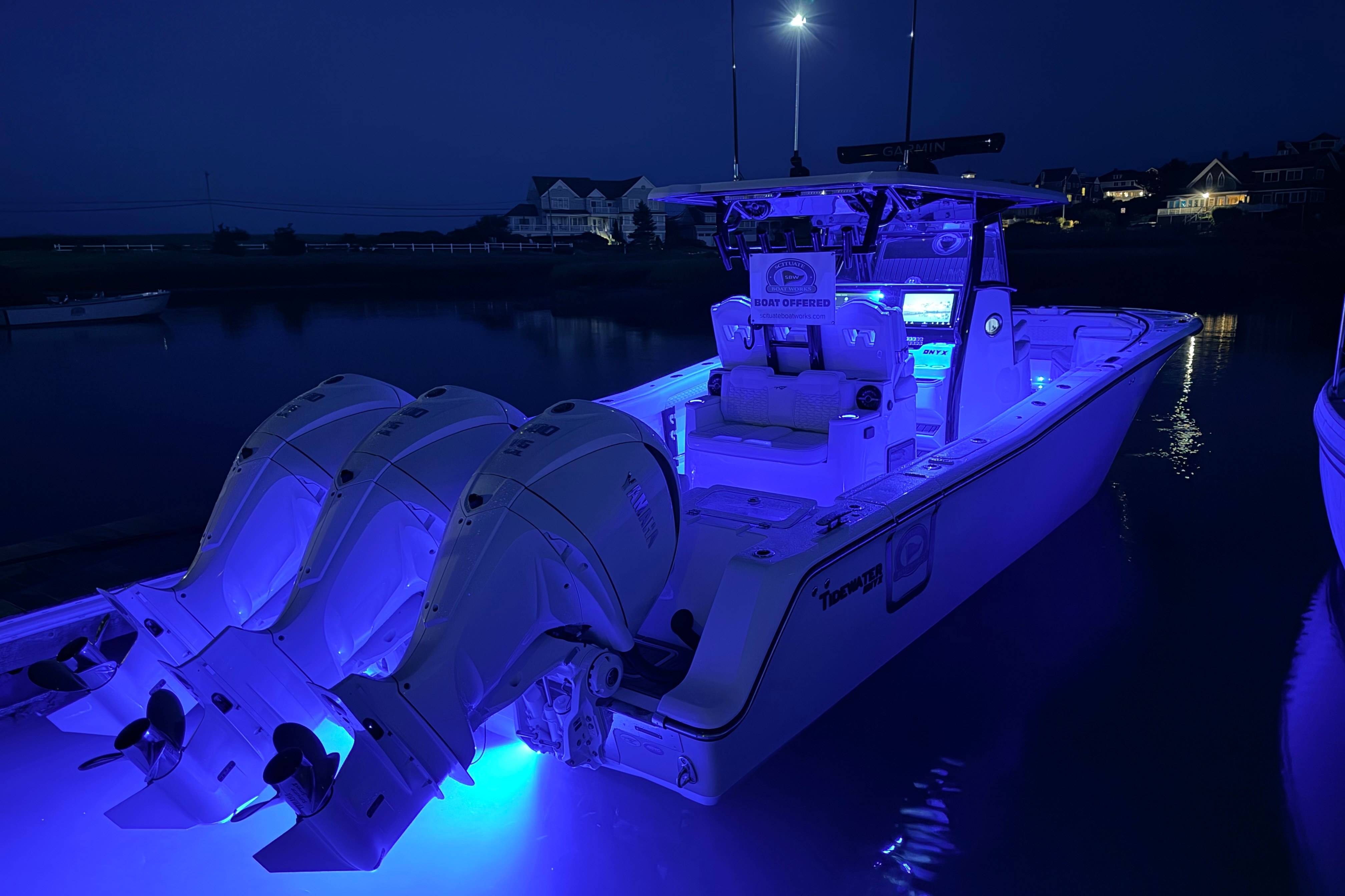 2027 Tidewater 330 CC Adventure - Image 17