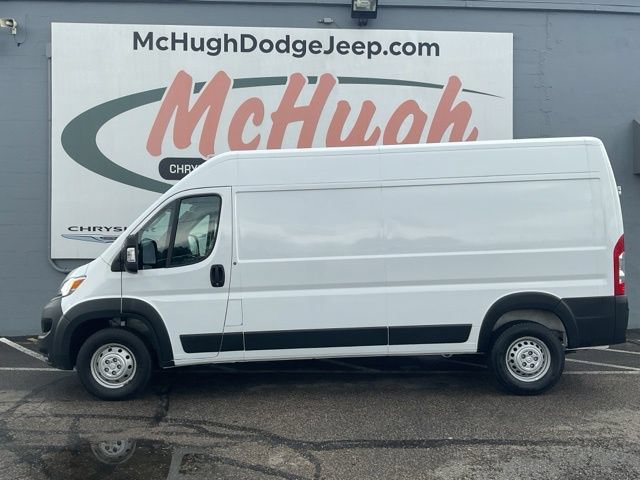 2025 Ram ProMaster Cargo Van Tradesman - Image 11