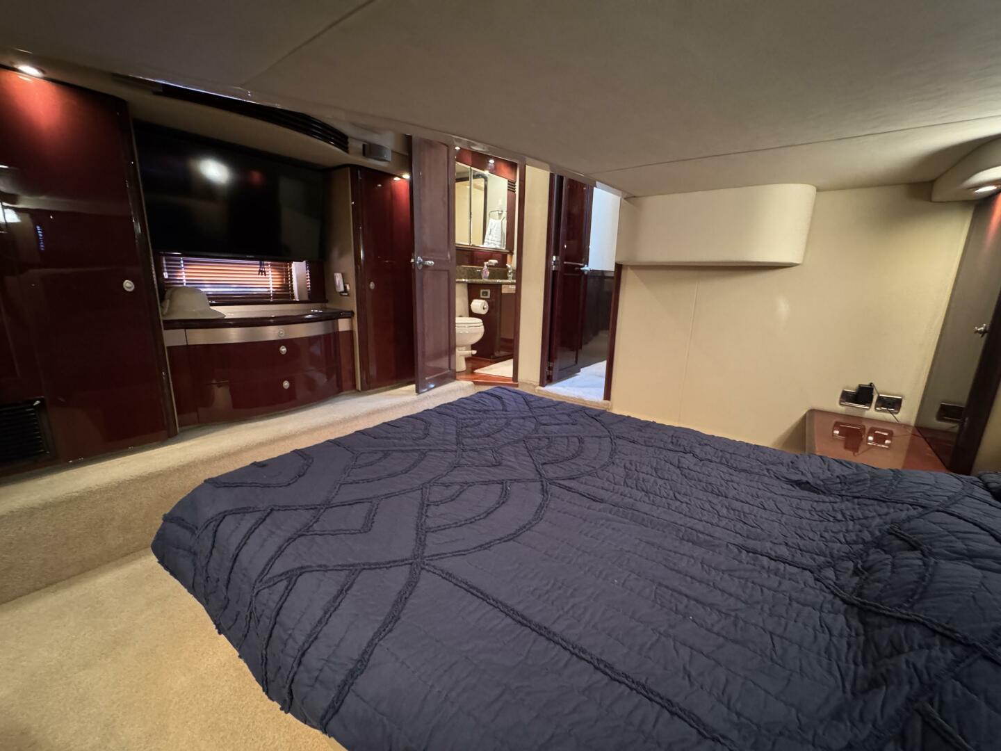 2007 Sea Ray 58 Sedan Bridge - Image 41