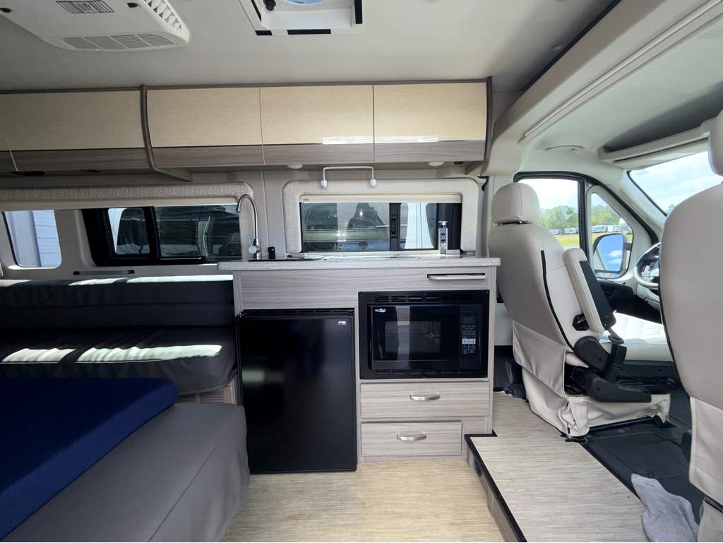 2022 ENTEGRA COACH ETHOS 20T - Image 8