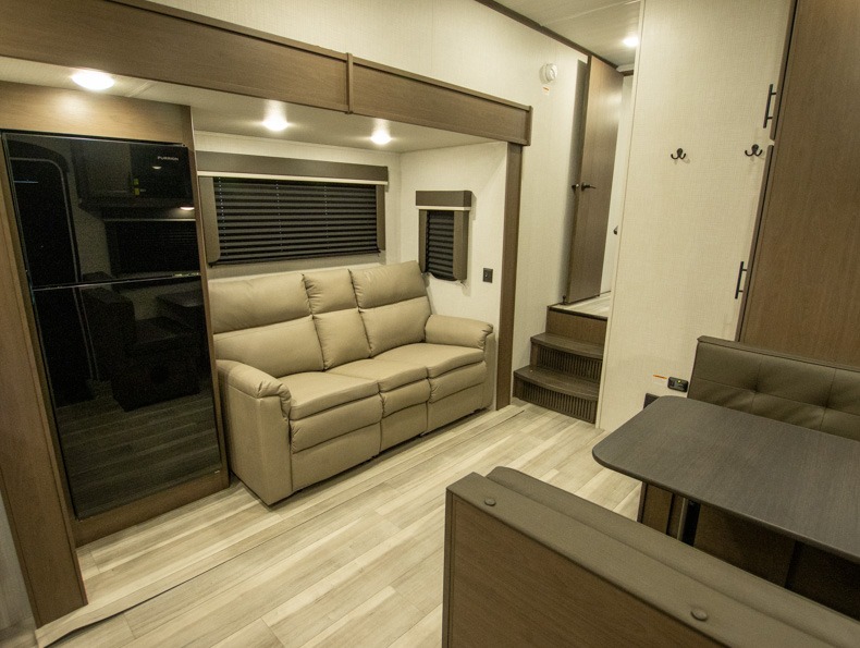 2026 Keystone Cougar Sport 2100RK - Image 5