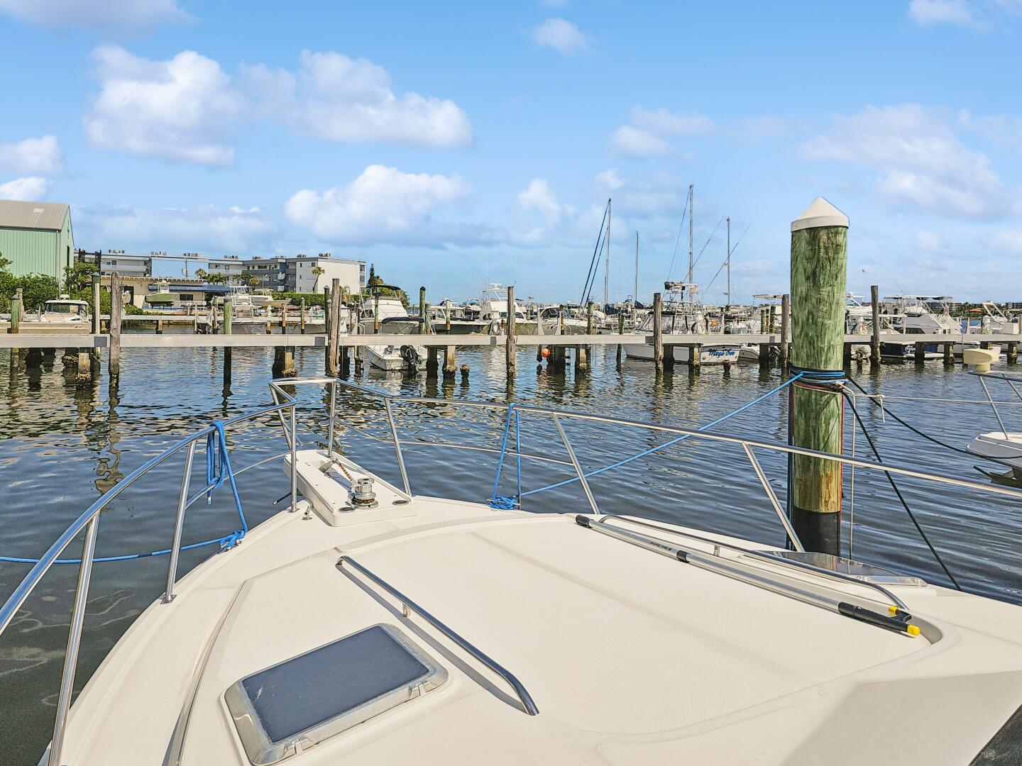 2001 Mediterranean 38 Convertible - Image 4