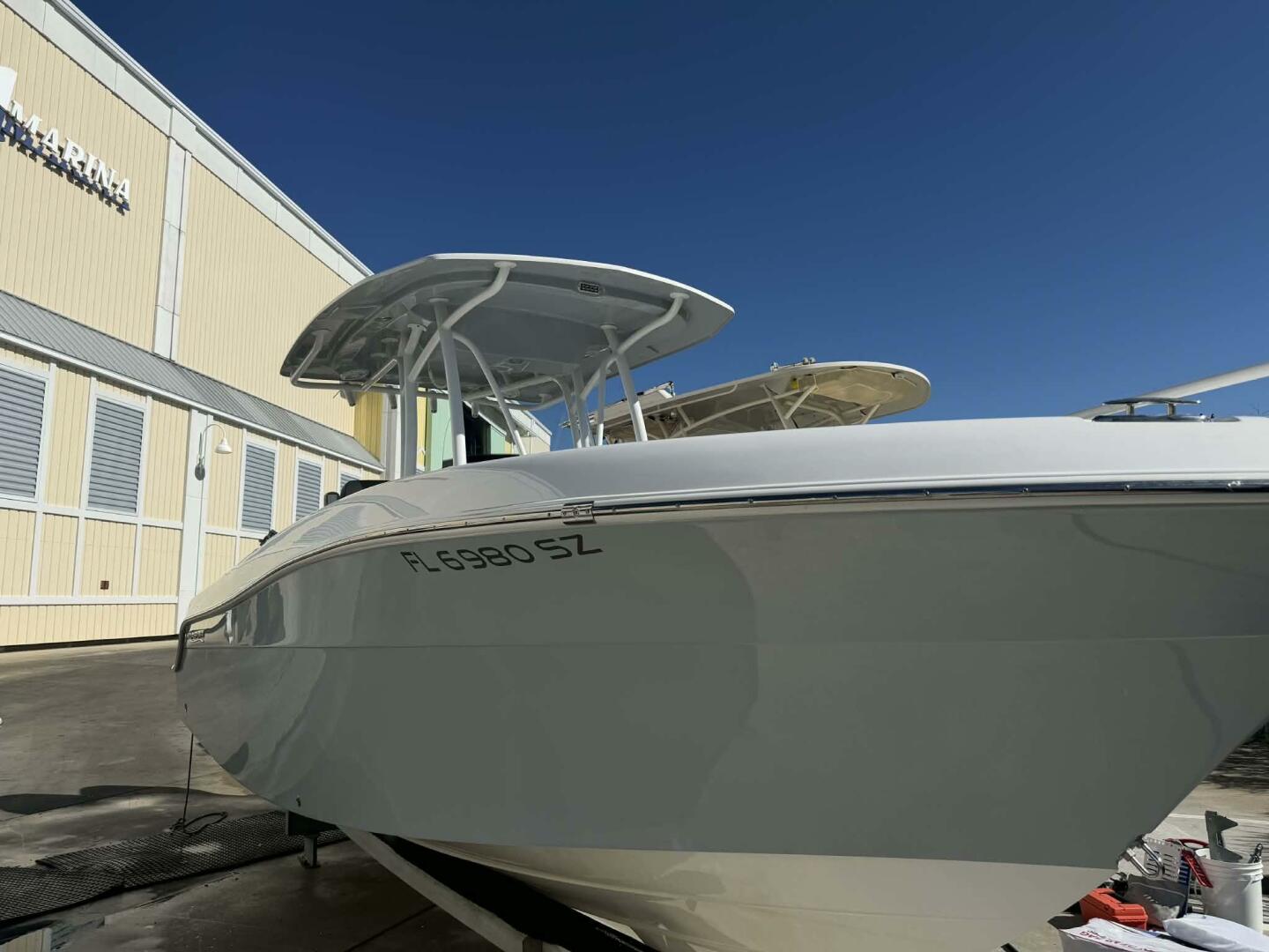 2021 Aquasport 2500 Center Console - Image 33